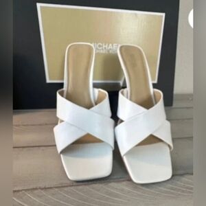 New Michael Kors Clara Leather Mule Size 8.5 M $125